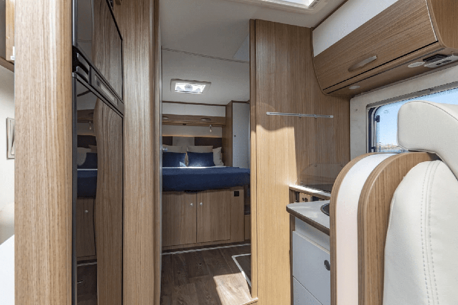 8 - carado t449 interior island bed partial lookthrough (1)